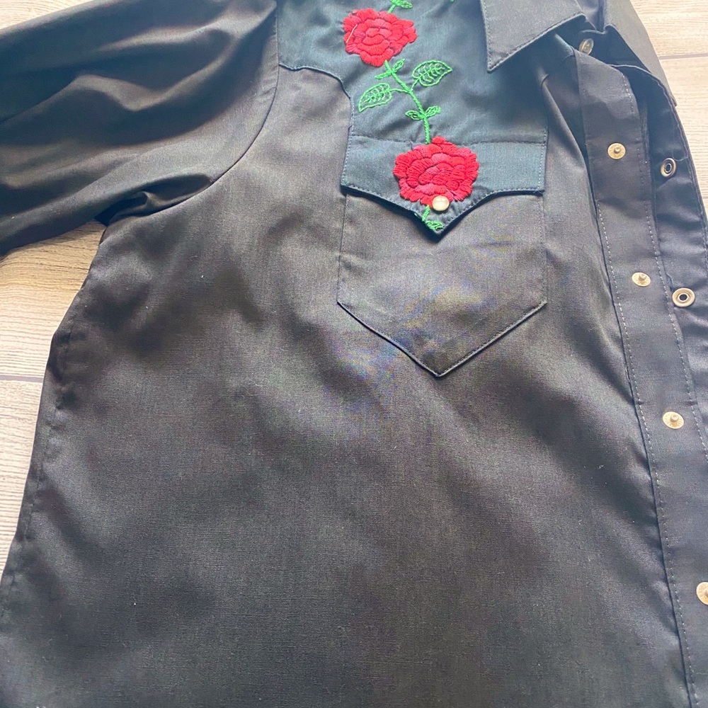 EUC ROCKMOUNT WESTERN WEAR PEAR SNAP RODEO SHIRT